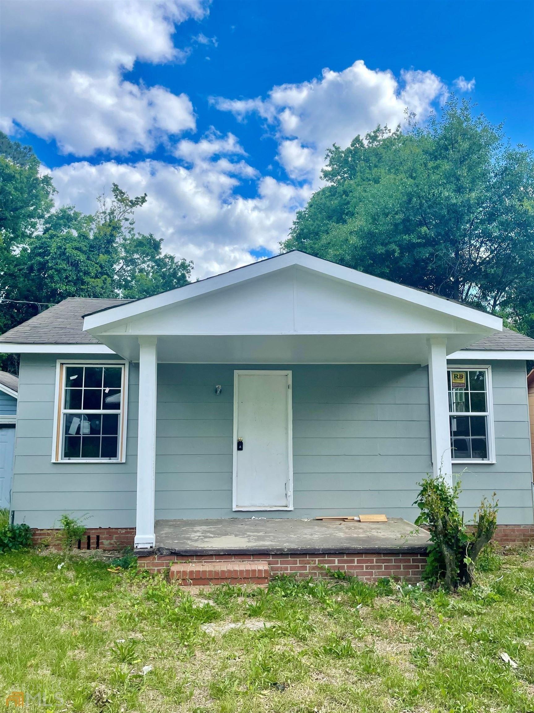Nelson St, Macon, GA 31206