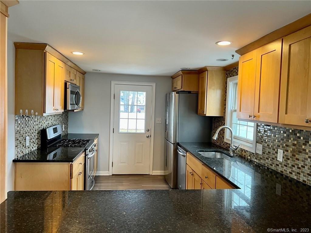 Guilford Ct, East Haven, CT 06512