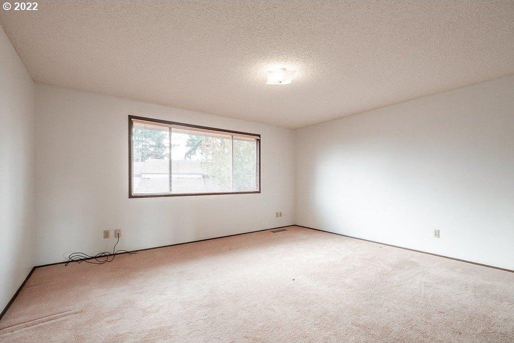 Mcnary Heights Dr N, Keizer, OR 97303