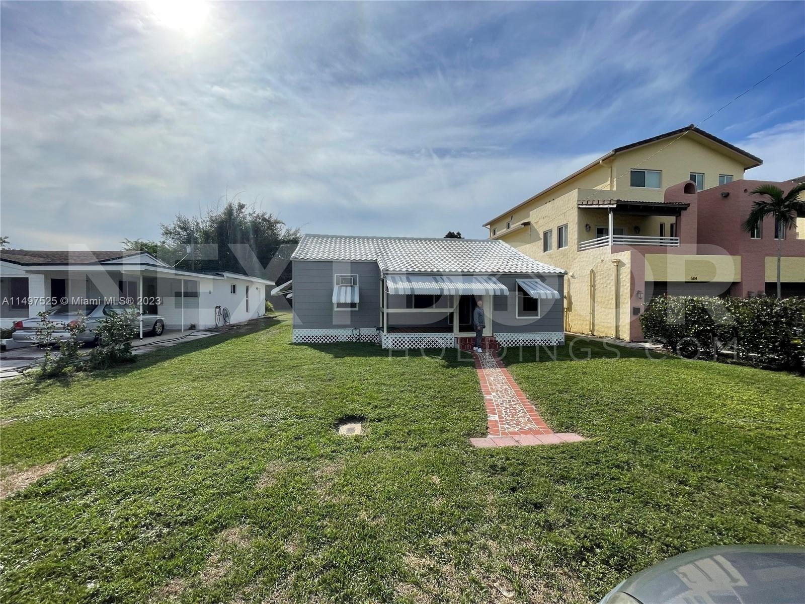 Sw 10th St, Fort Lauderdale, FL 33315