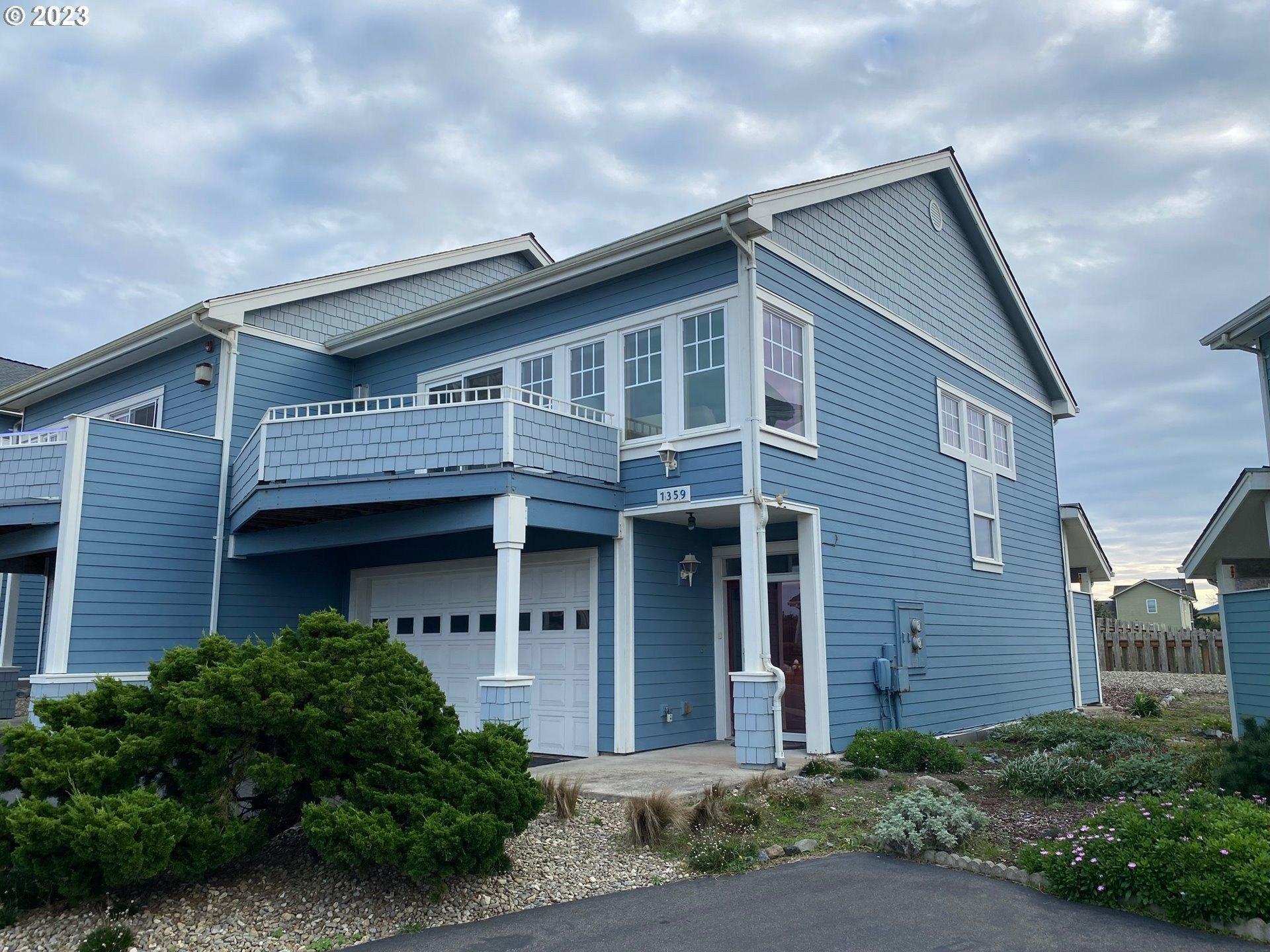 Village Loop, Bandon, OR 97411