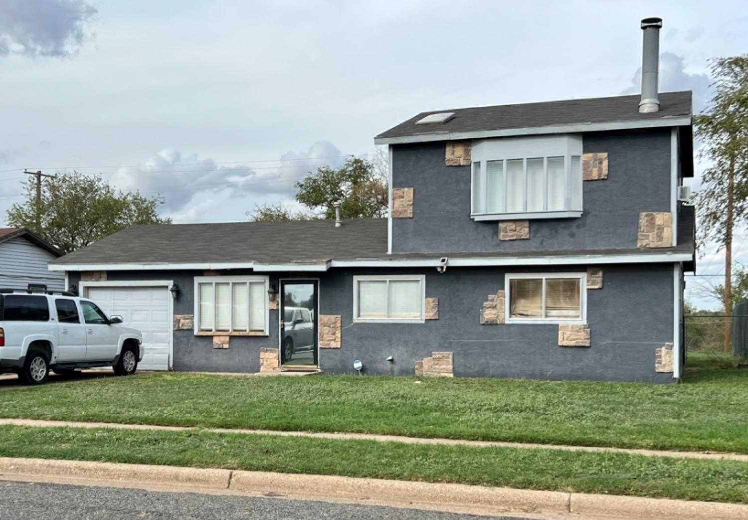Beech Ave, Lubbock, TX 79404