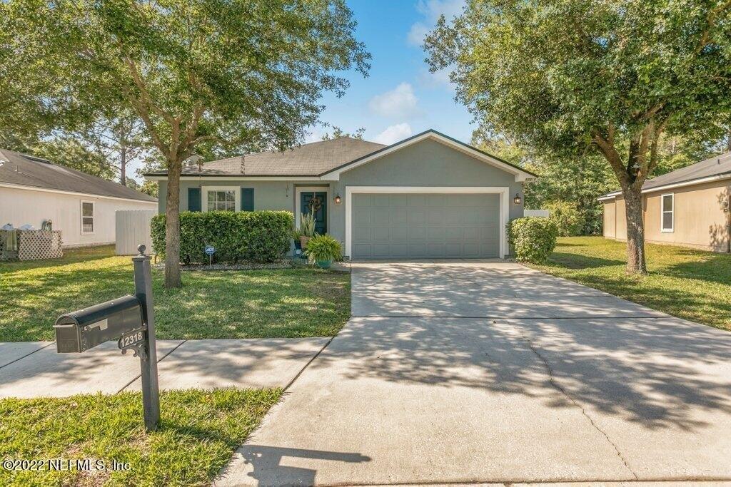 Anarania Dr, Jacksonville, FL 32220