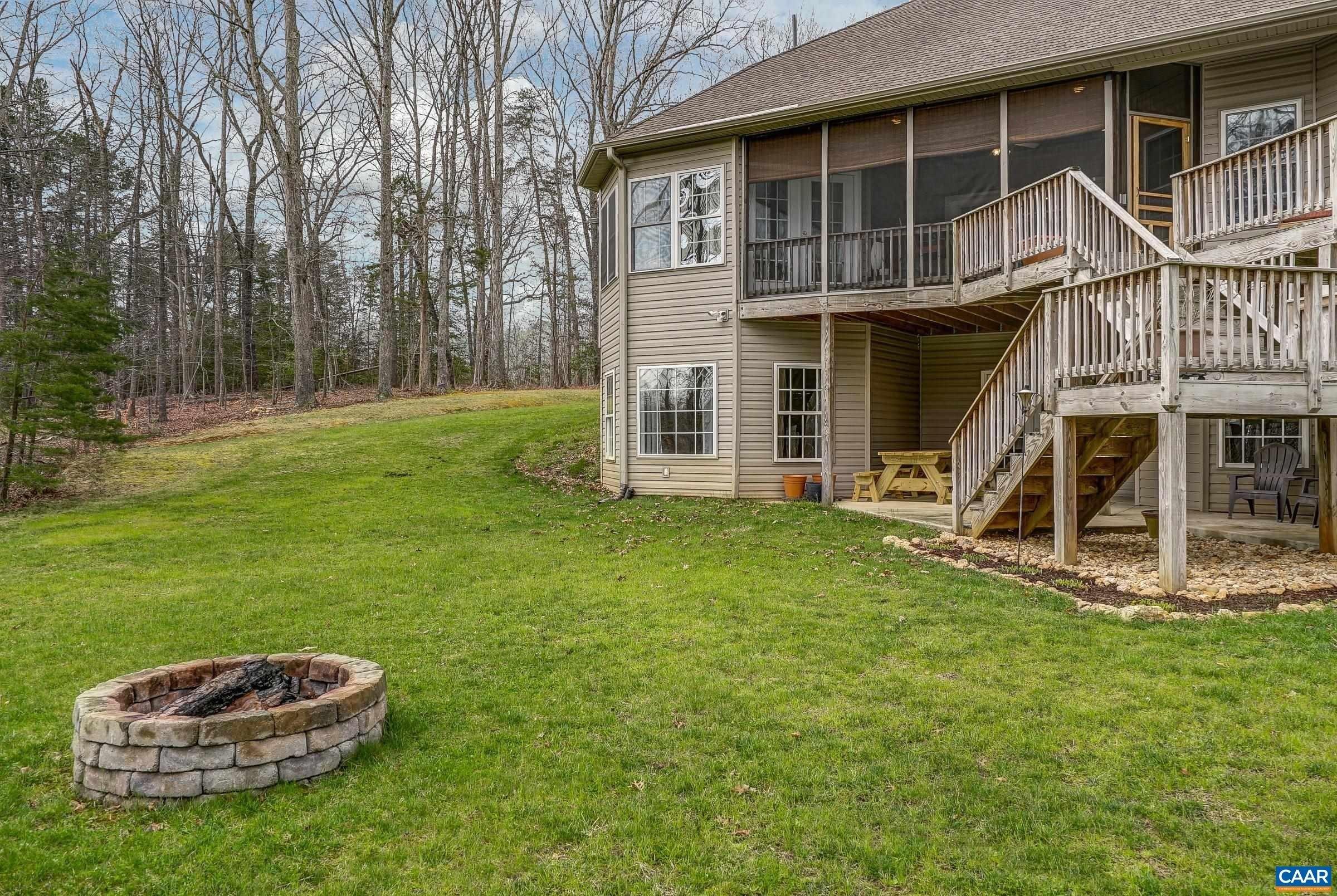 Oak Grove Dr, Mineral, VA 23117