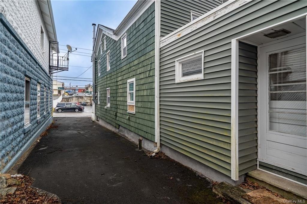 Fowler Ave, Carmel, NY 10512