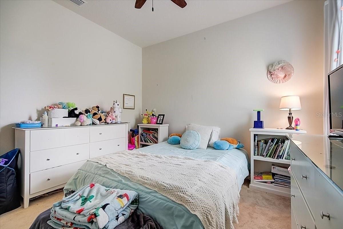 Scribner Station Ln, Lithia, FL 33547