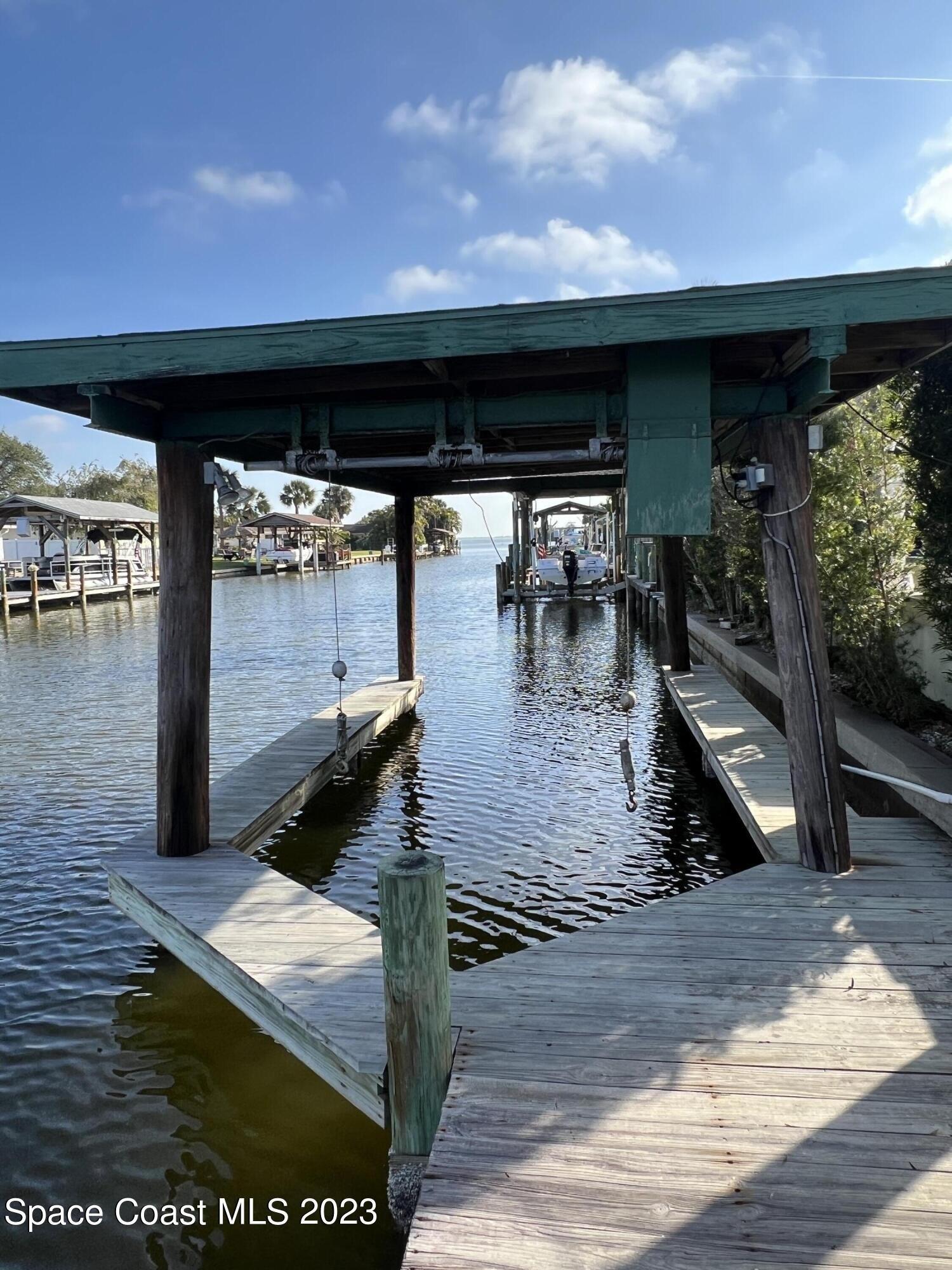 Shore Dr, Merritt Island, FL 32952