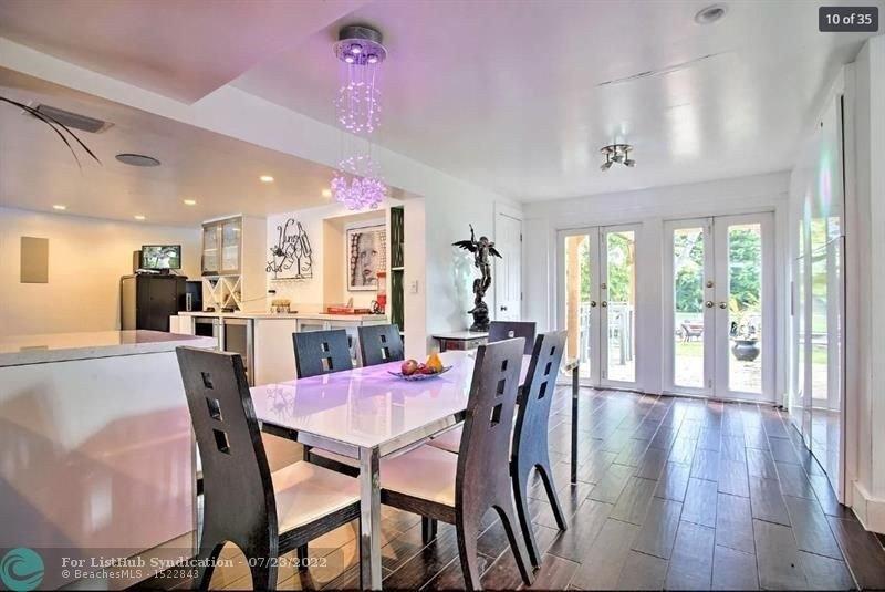 Nassau Ln, Fort Lauderdale, FL 33312