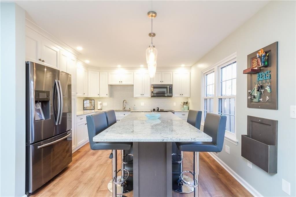 Georgetown Ln, Fairport, NY 14450