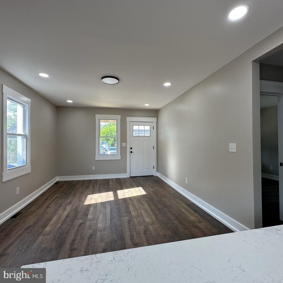 Fulton St, Millville, NJ 08332