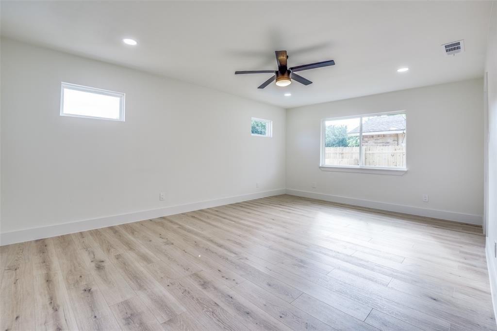 Nash Dr, The Colony, TX 75056