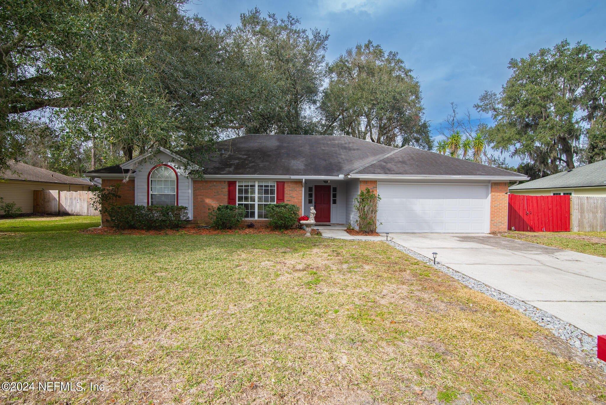 Apple Tree Pl, Jacksonville, FL 32258