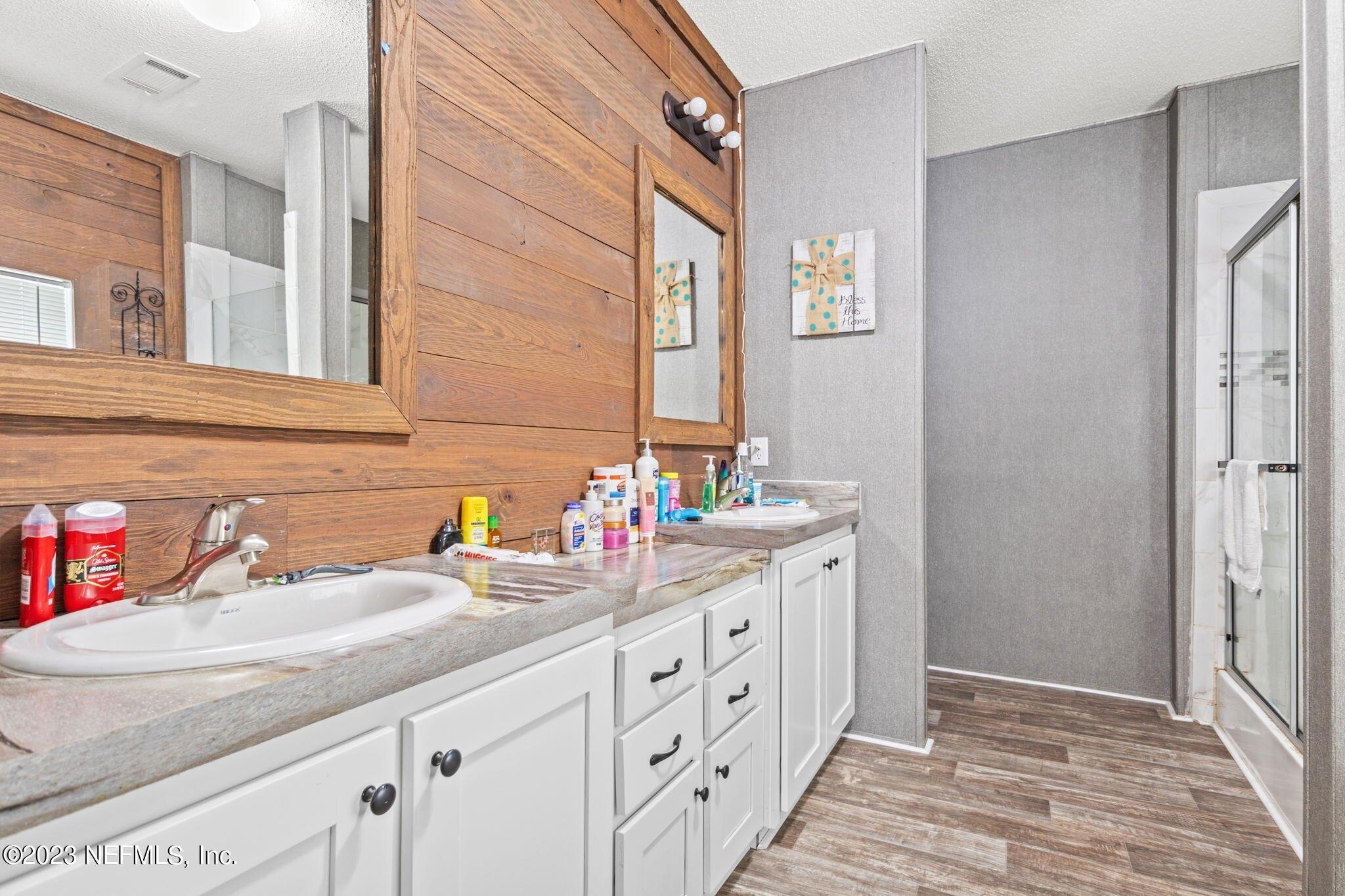 Lariat Dr, Florahome, FL 32140