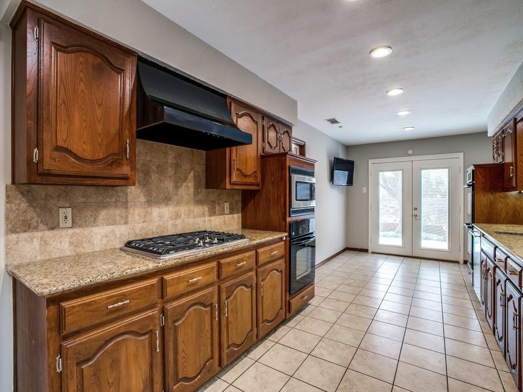 Steamboat Dr, Dallas, TX 75230