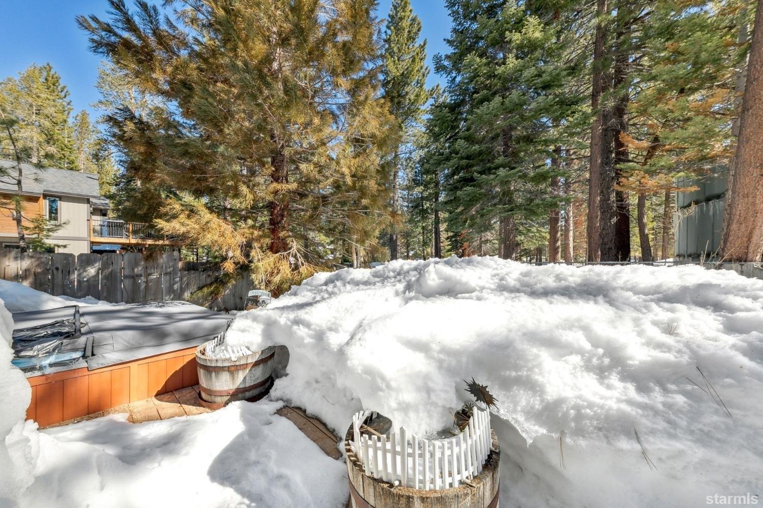 Dedi Ave, South Lake Tahoe, CA 96150
