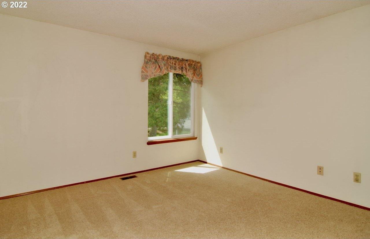 Sw 5th St, Beaverton, OR 97005