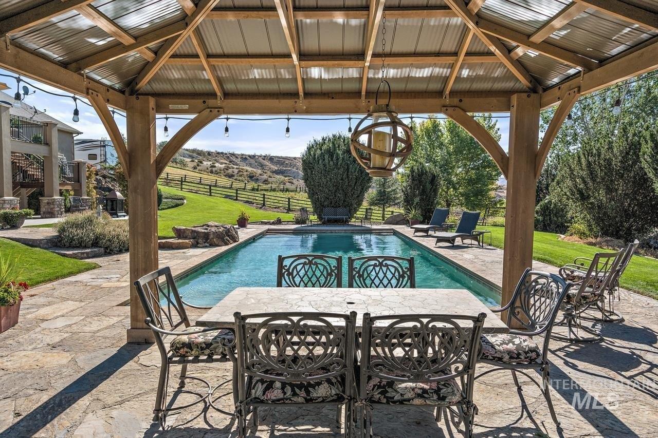 Randall Ln, Caldwell, ID 83607