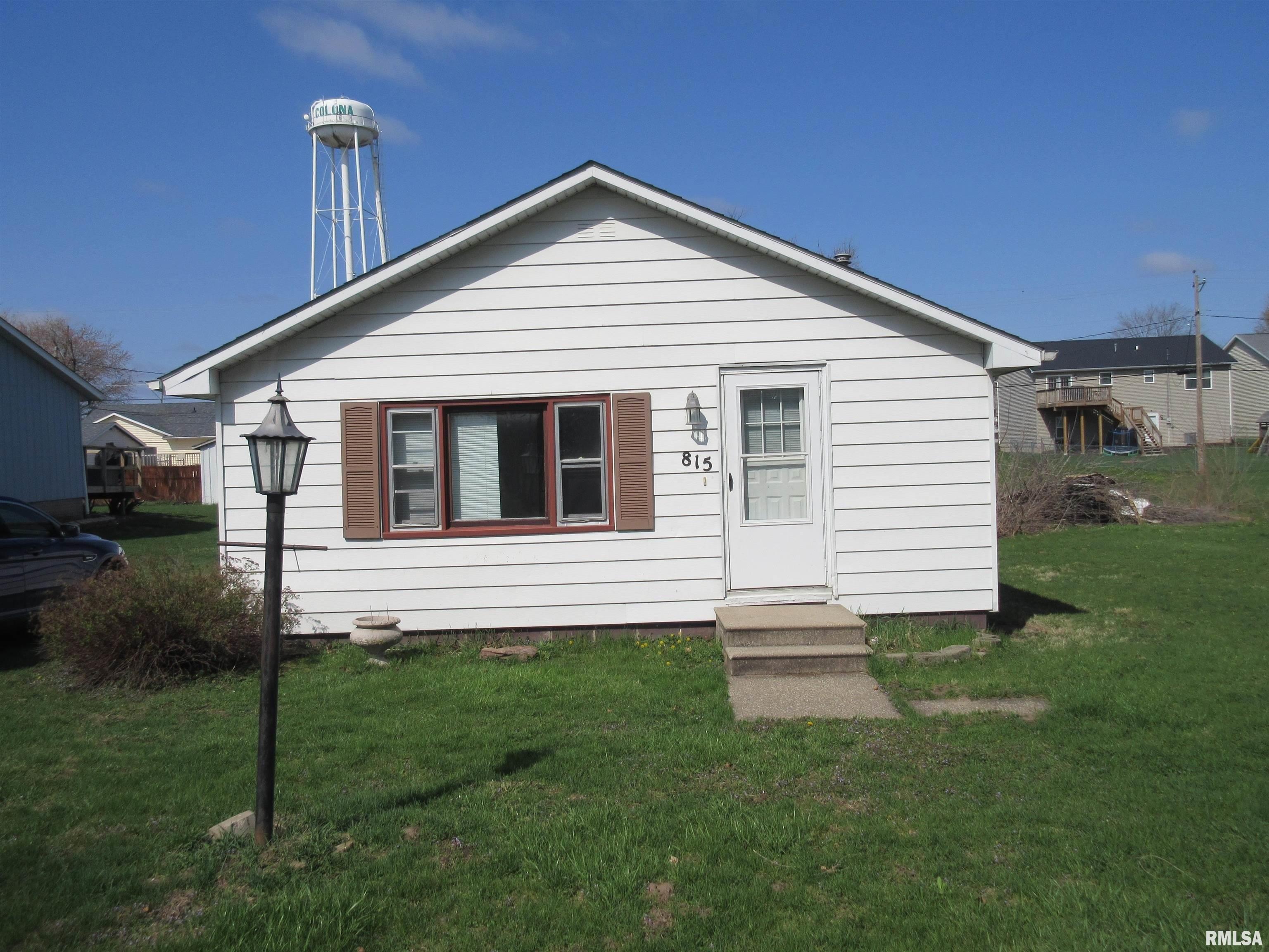 7th St, Colona, IL 61241