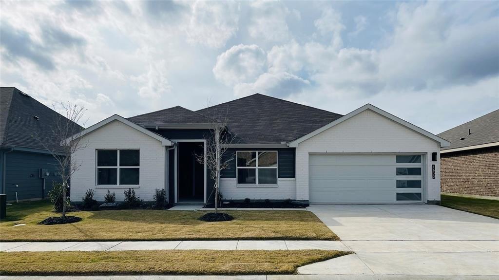 Forest Park Dr, Alvarado, TX 76009