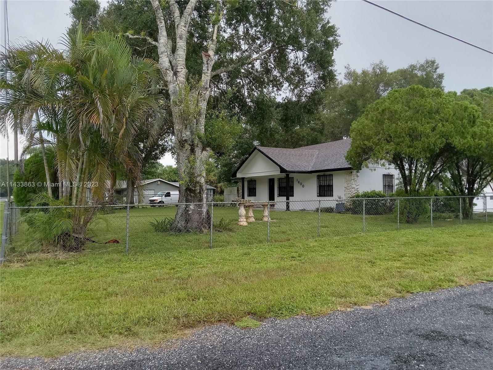 N 44th St, Fort Pierce, FL 34947