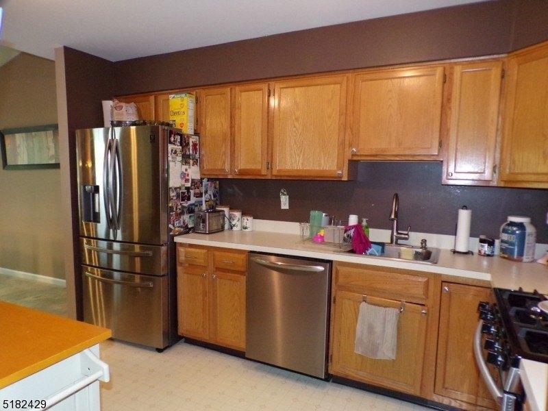 Canal Way, Hackettstown, NJ 07840