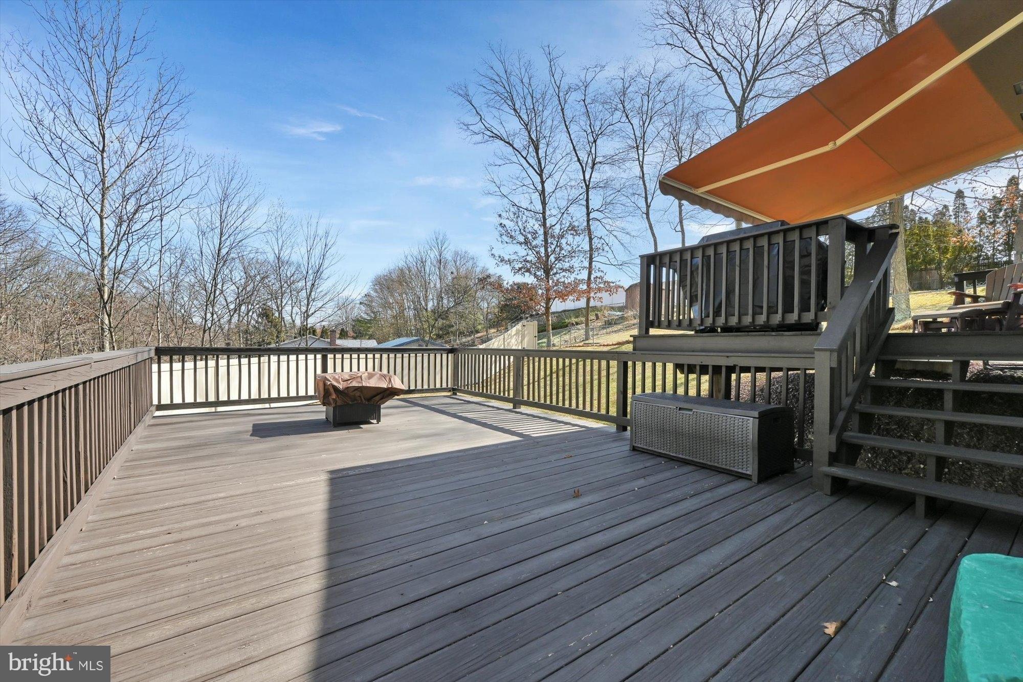 Greenbriar Rd, Pottsville, PA 17901
