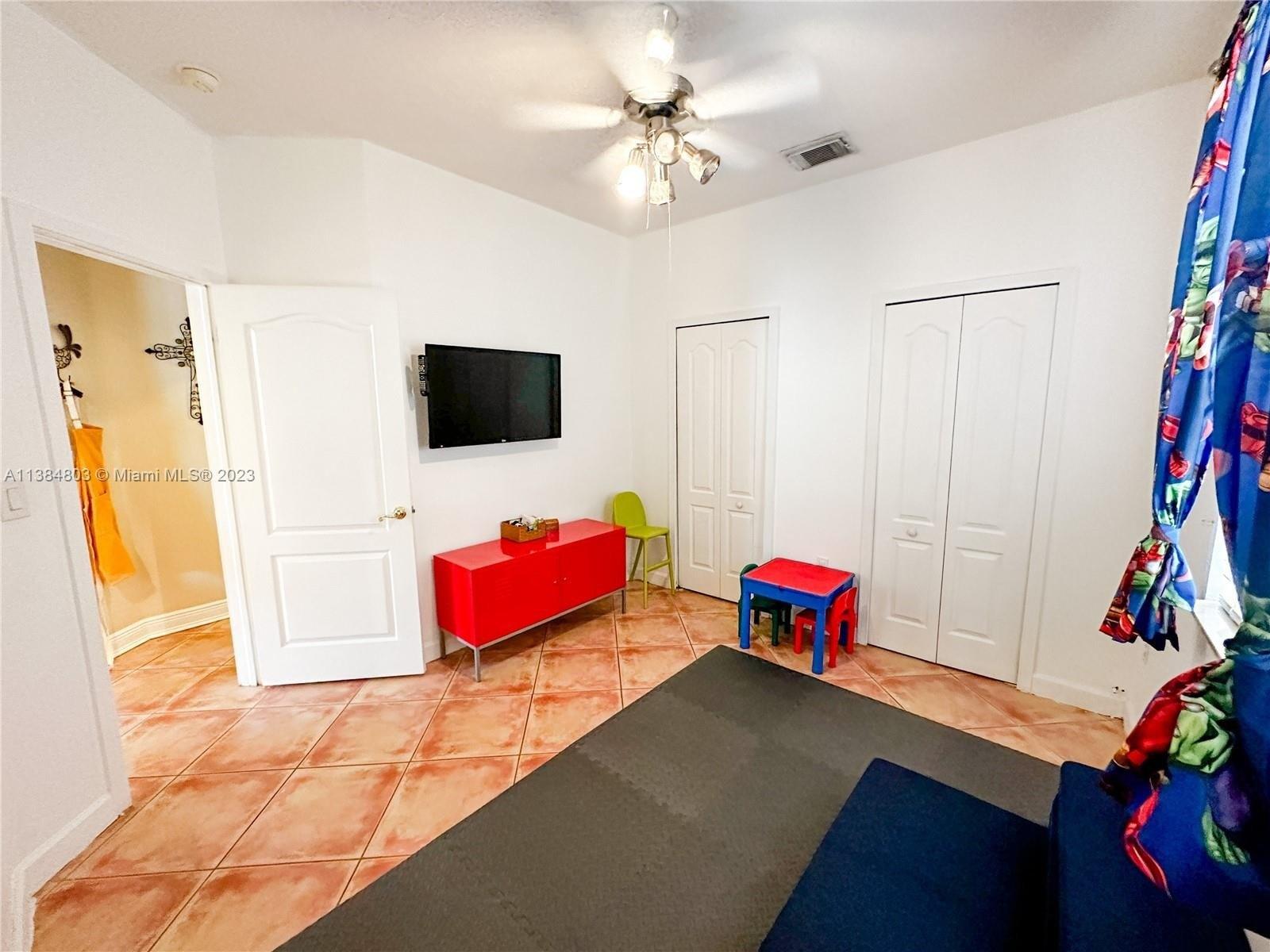 Sw 153rd Ter, Miami, FL 33177