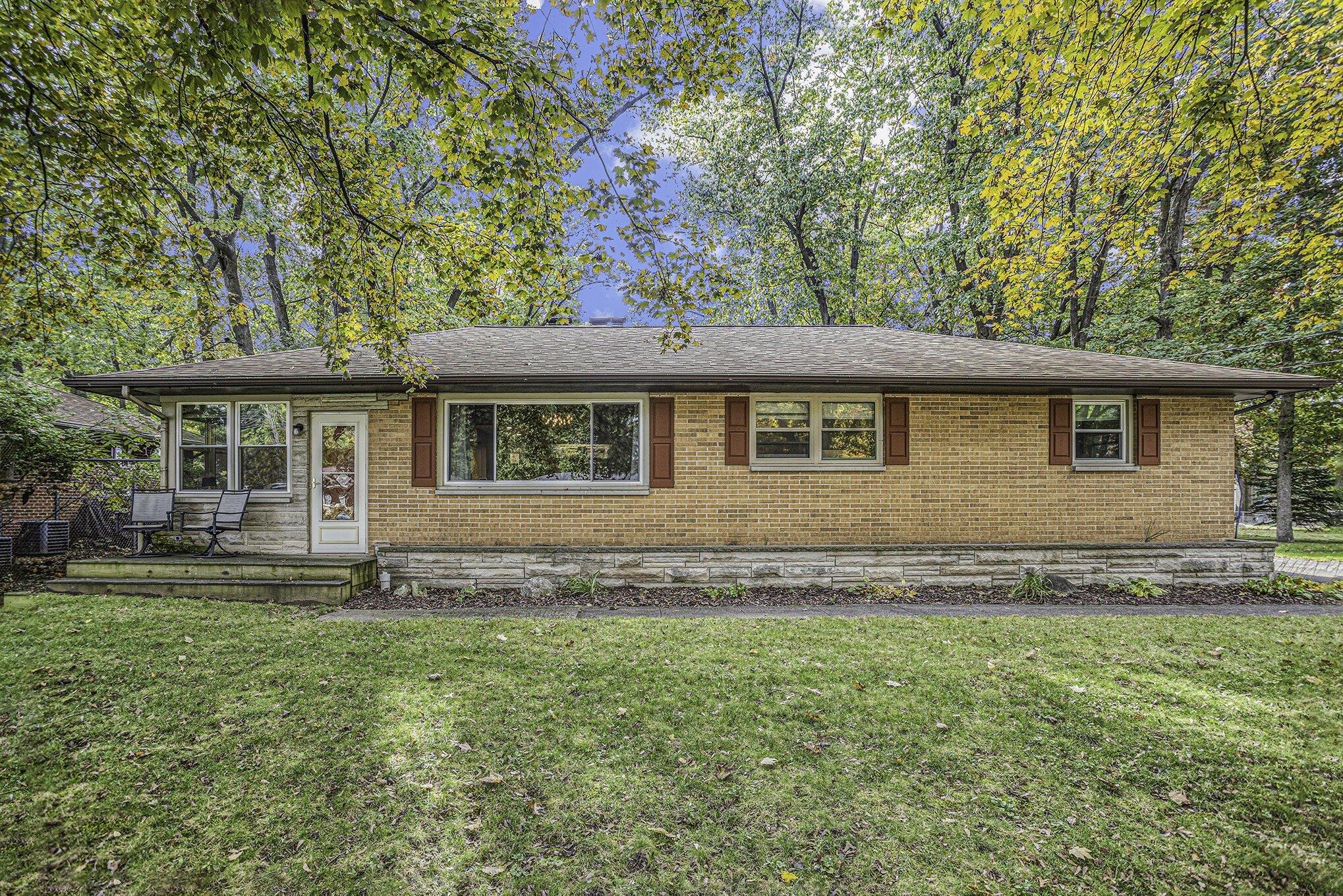 Helen Ave, Portage, MI 49002