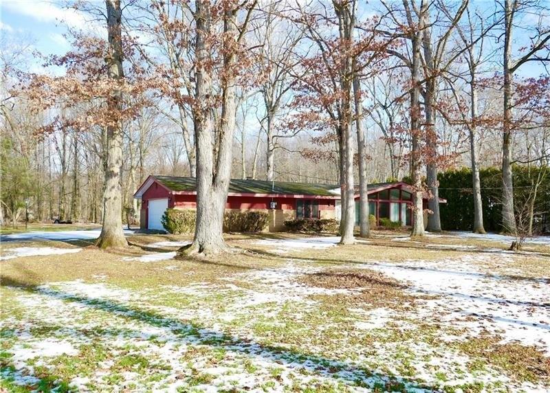 Leawood Dr, New Castle, PA 16105