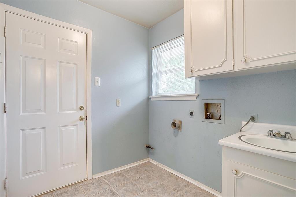 Saxony Rd, Fort Worth, TX 76116
