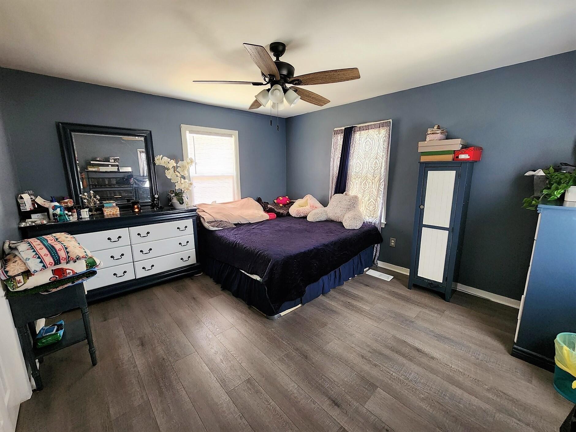 Riley Ave Sw, Wyoming, MI 49509