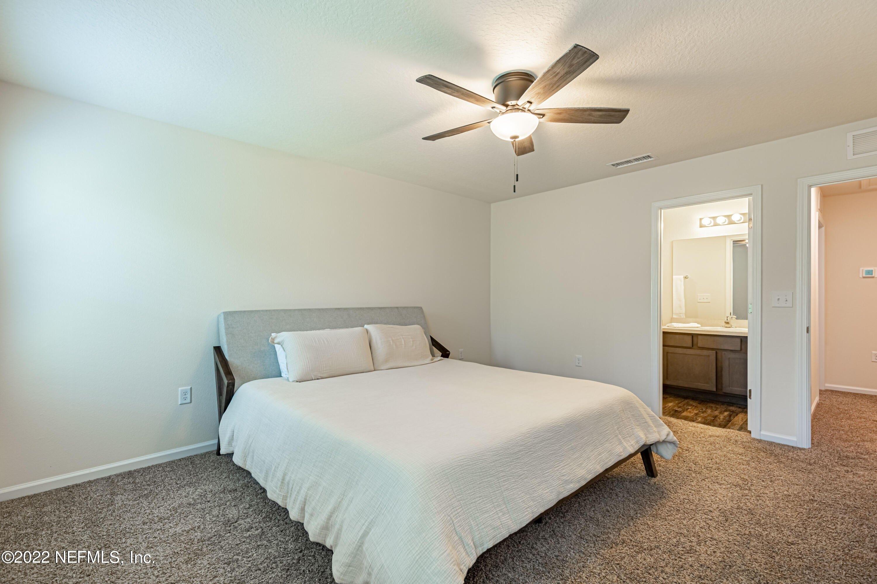 Scotch Pebble Dr, Saint Johns, FL 32259