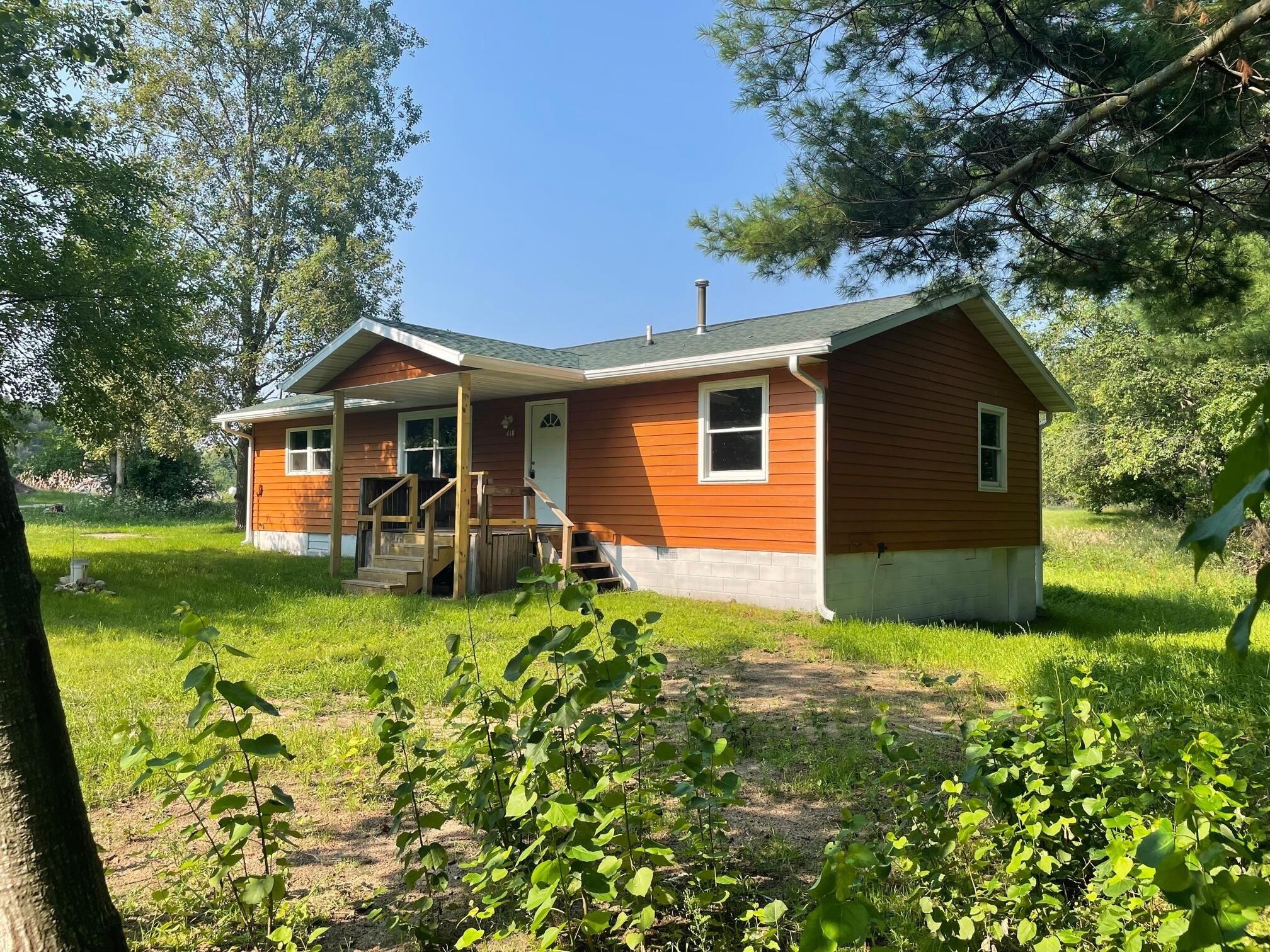 Crippen St, Mesick, MI 49668