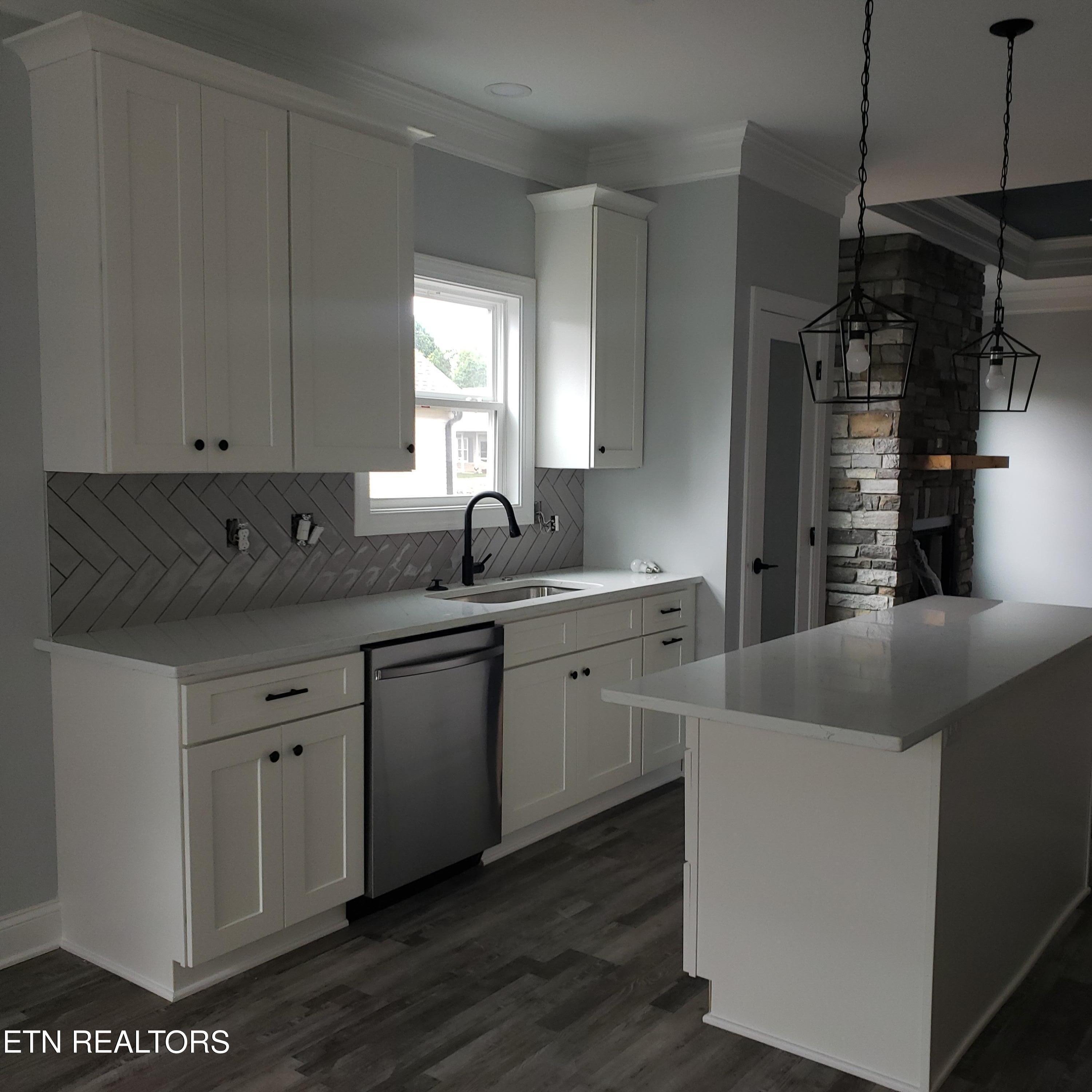Elokwa Way, Loudon, TN 37774