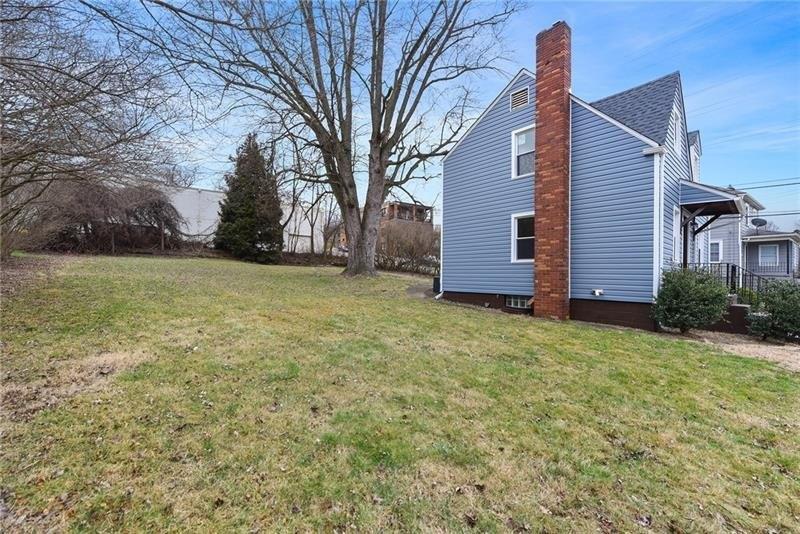 Wayne St, Baden, PA 15005