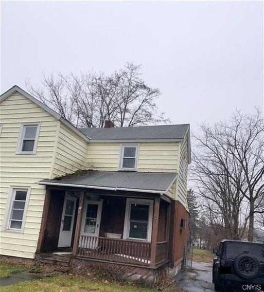 Lake Ave, Auburn, NY 13021