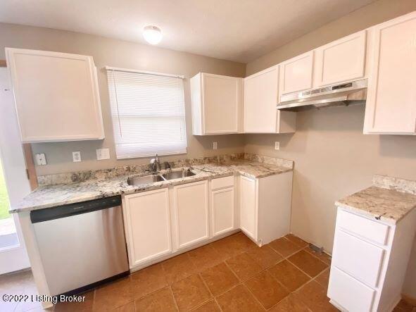 Hackel Dr, Louisville, KY 40258