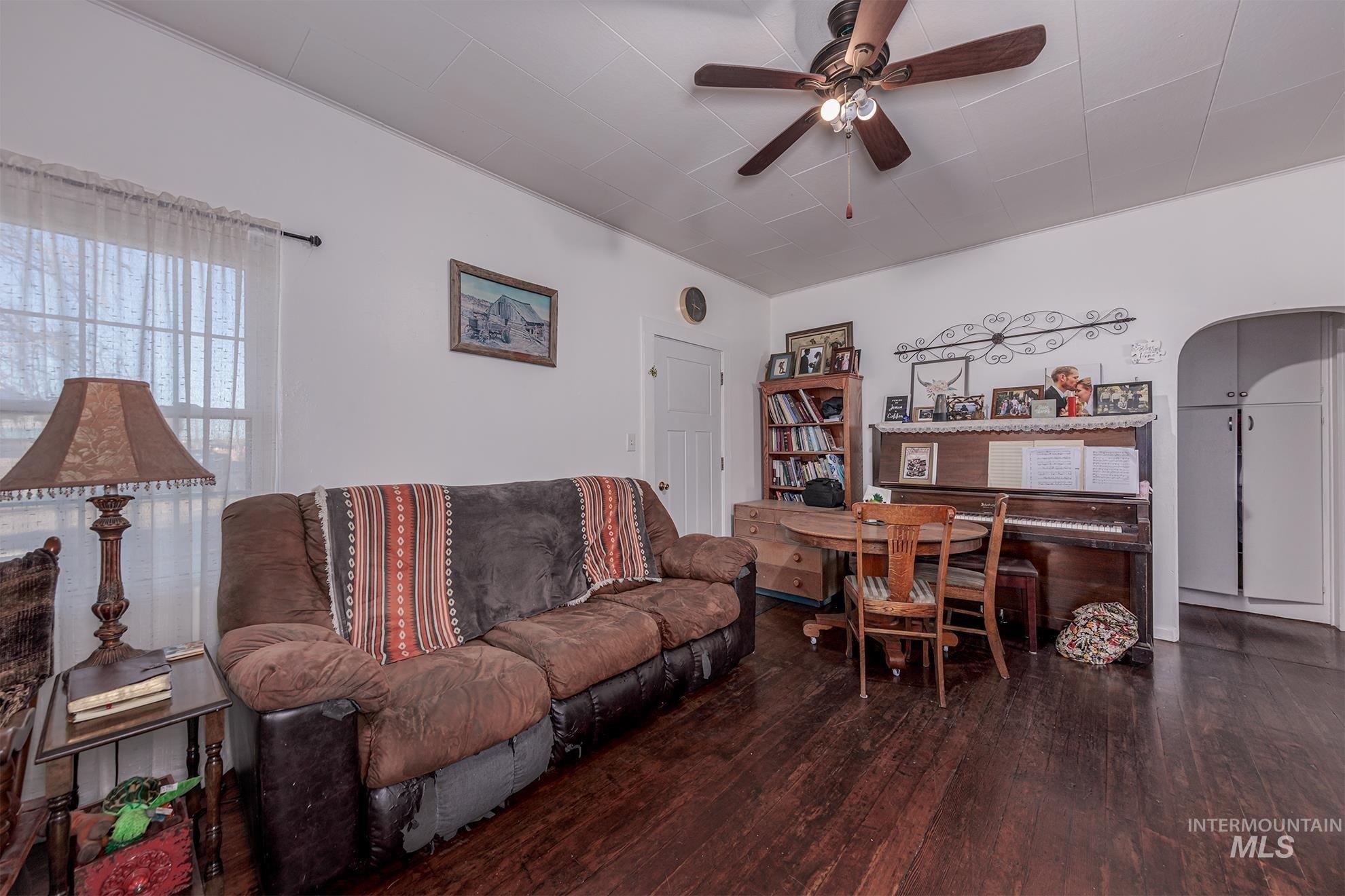 E Mcconnell Ave, Parma, ID 83660