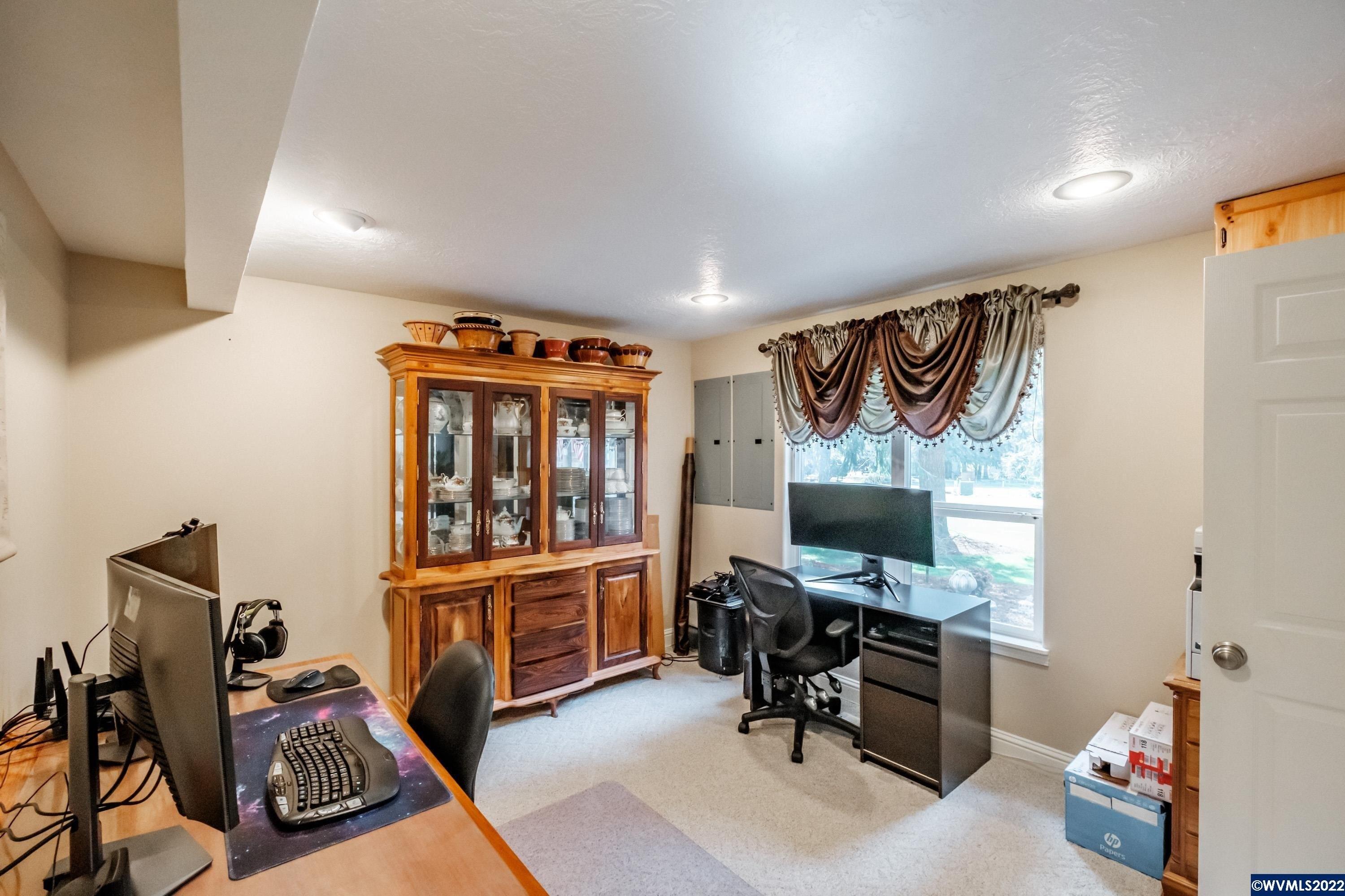 Canyon View Dr, Lebanon, OR 97355