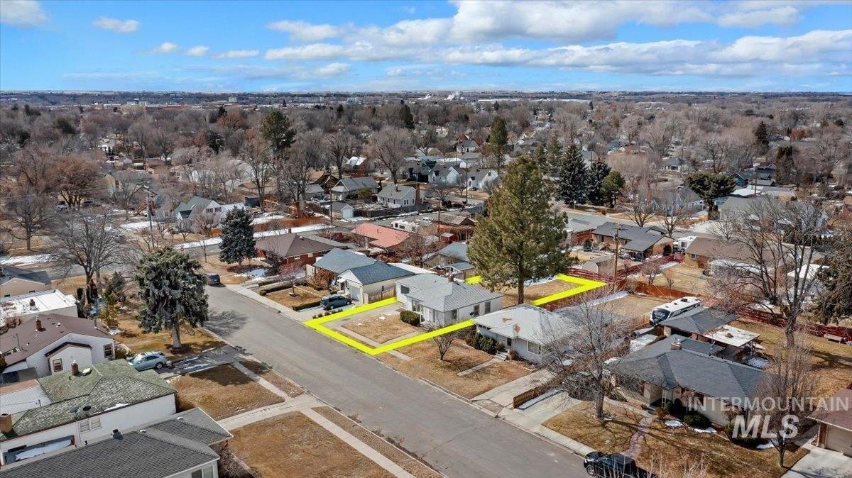 Pierce St, Twin Falls, ID 83301