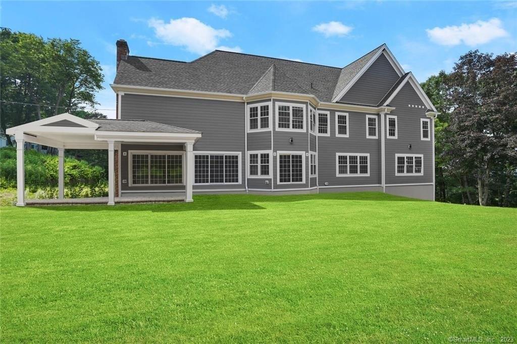 Fox Run Rd, Redding, CT 06896