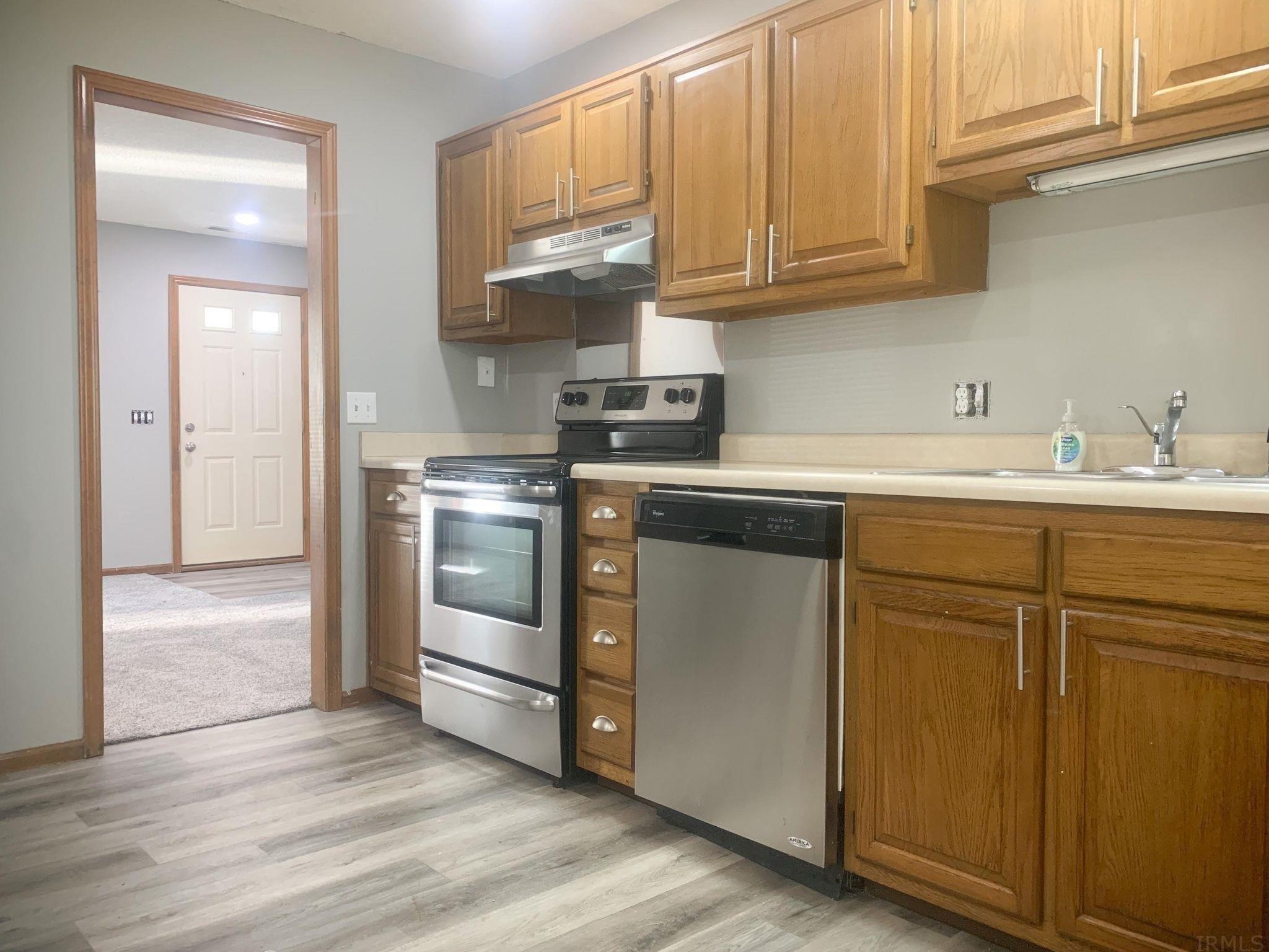 Connaught Ct, Fort Wayne, IN 46815