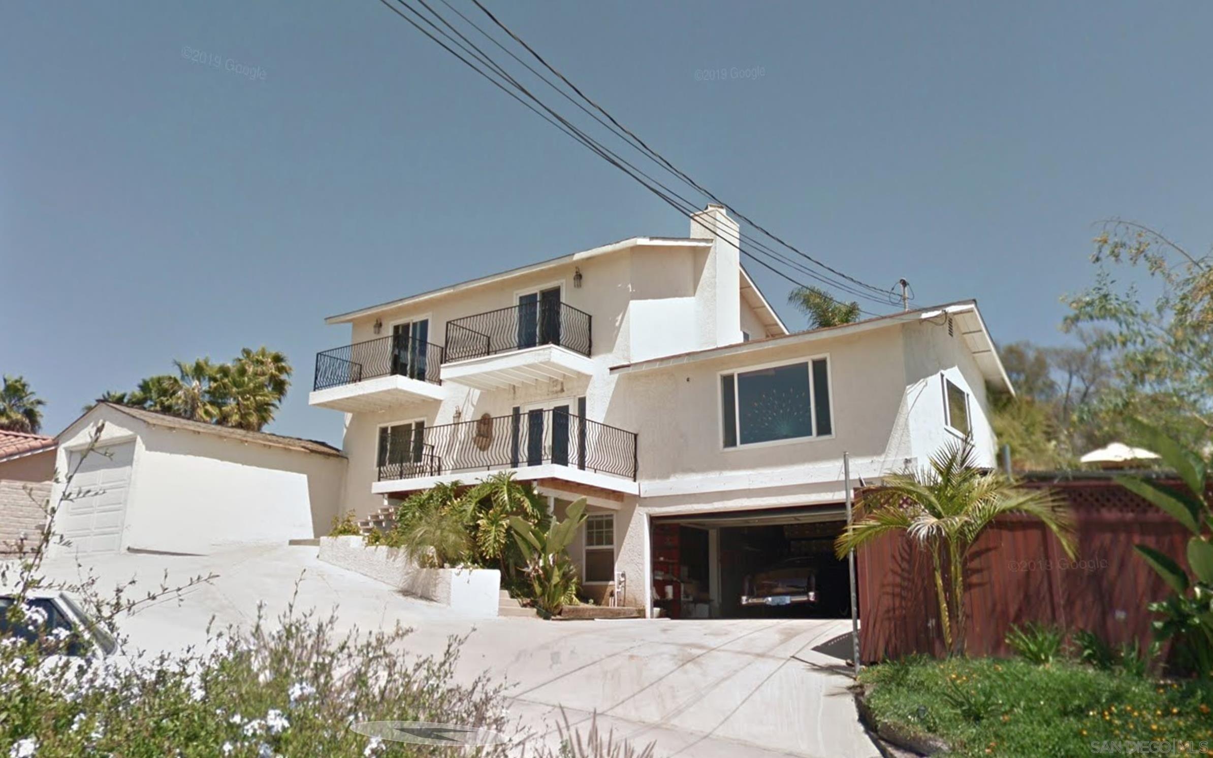 Primrose Ave, Vista, CA 92083