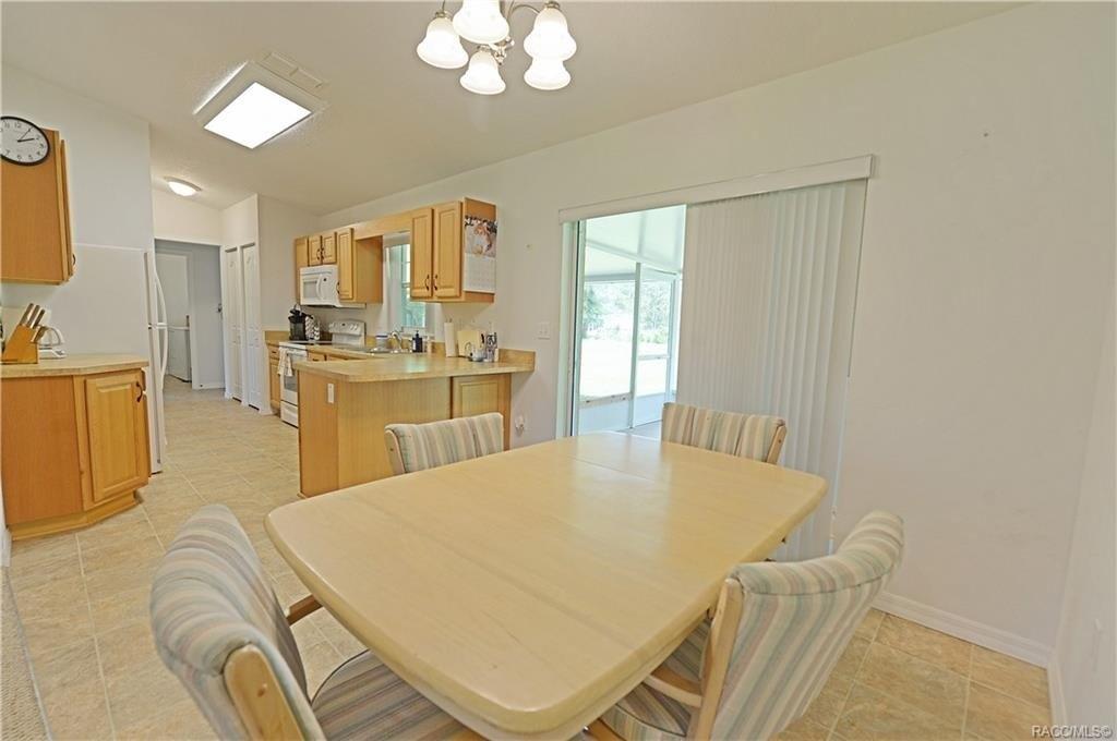 N Crede Ave, Crystal River, FL 34428