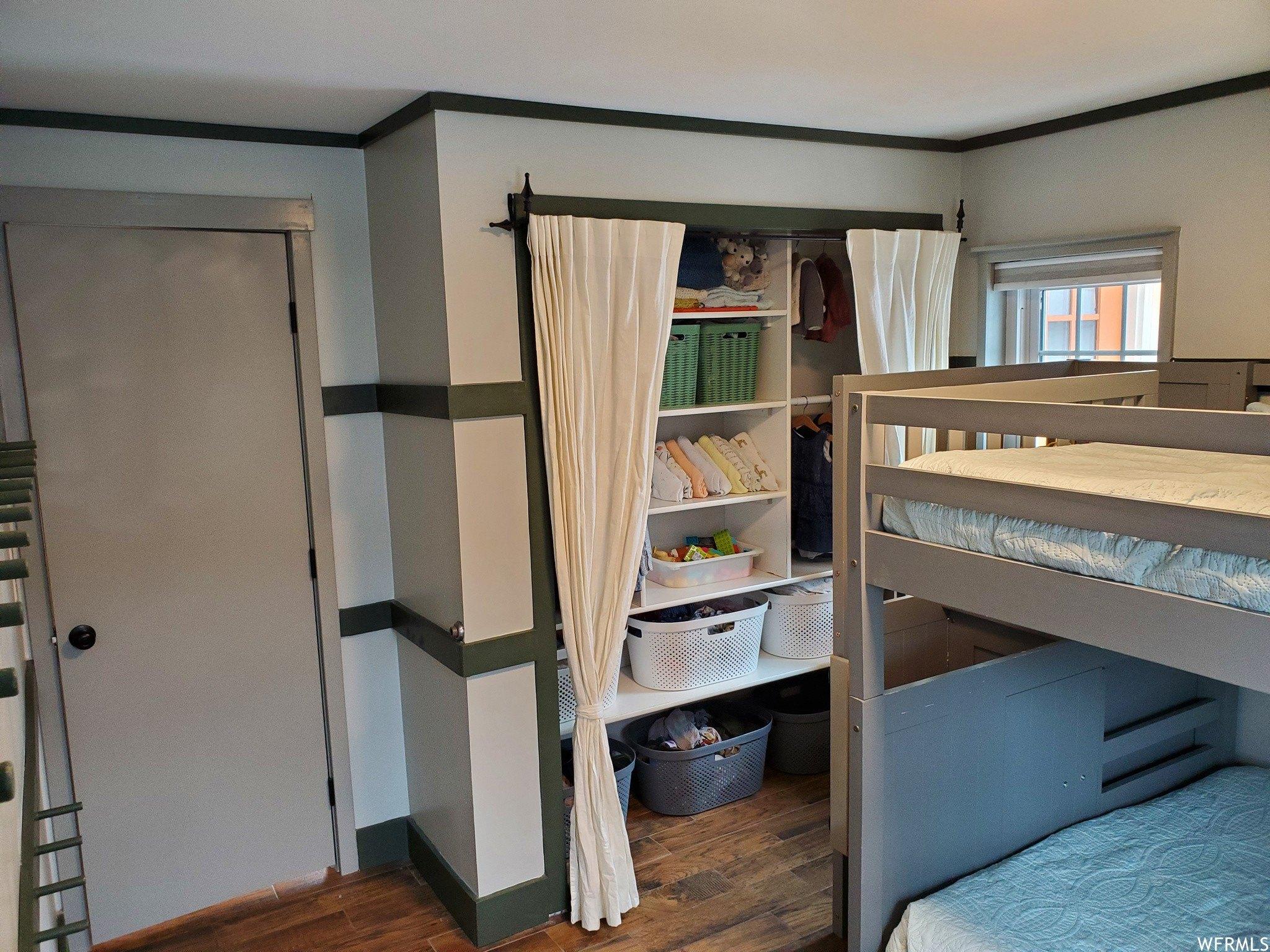W Lennox St, Midvale, UT 84047