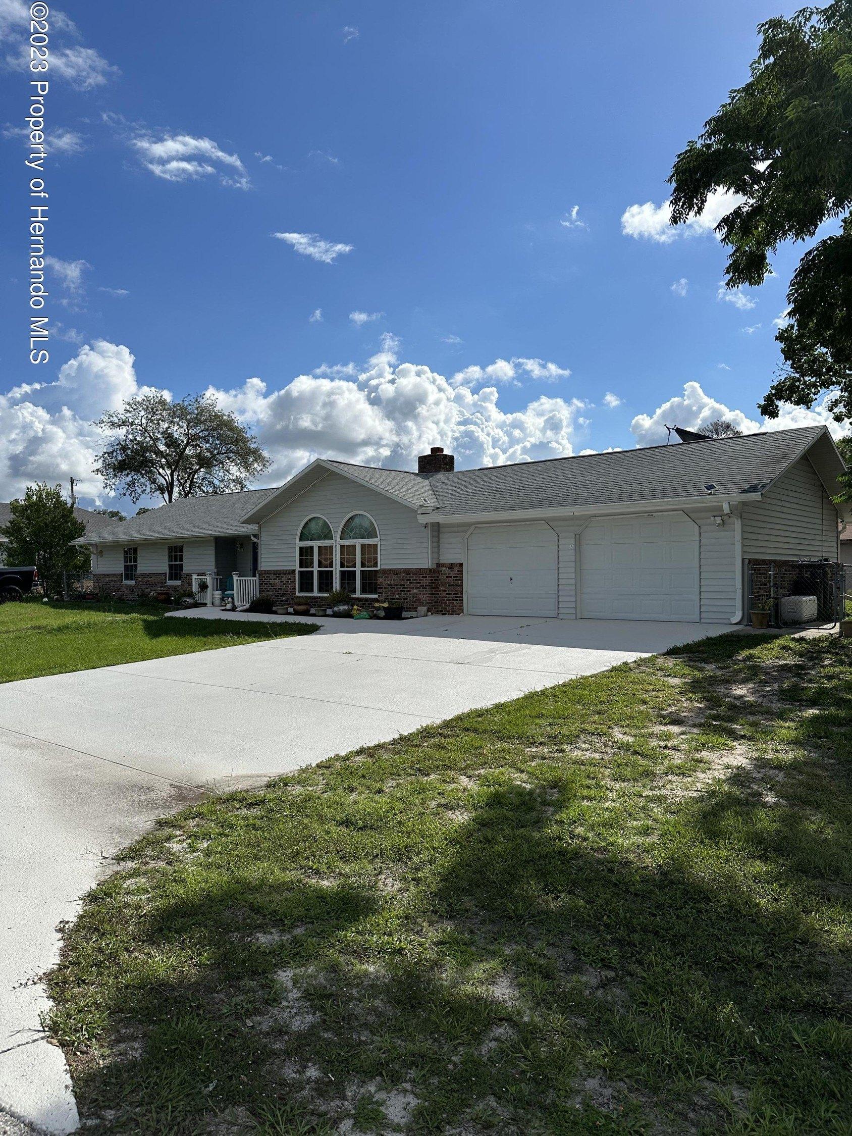 Bluewater Ave, Spring Hill, FL 34606