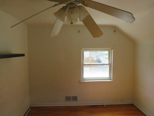 Dorothy Dr, Pittsburgh, PA 15235
