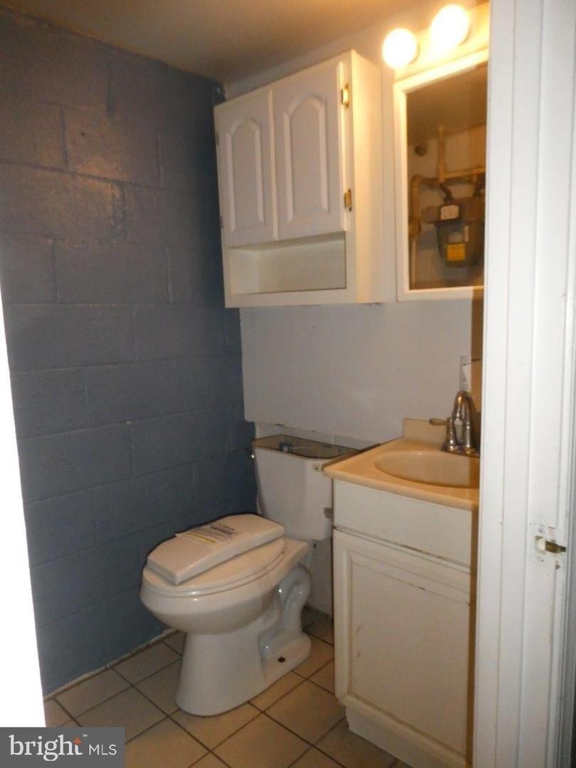 Sunnythorn Rd, Middle River, MD 21220