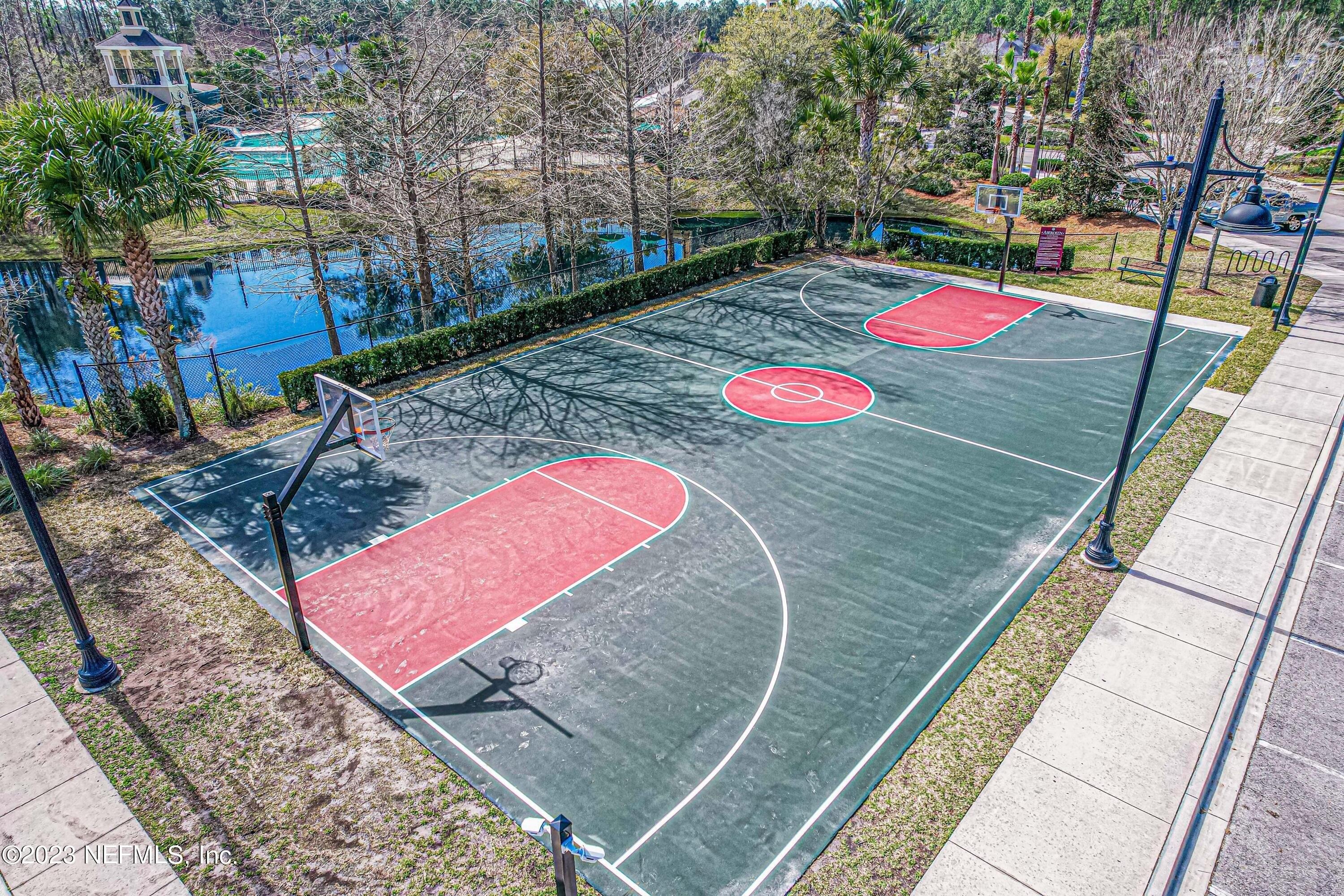 Balmoral Castle Dr, Saint Johns, FL 32259
