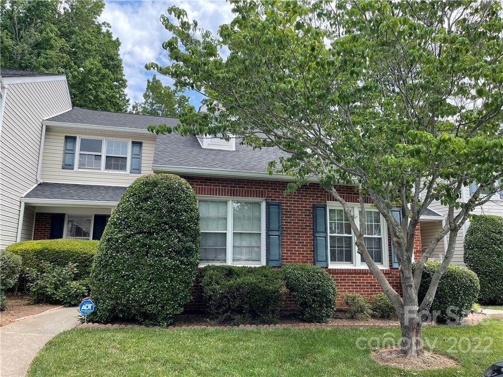 Winterbourne Ct, Charlotte, NC 28277